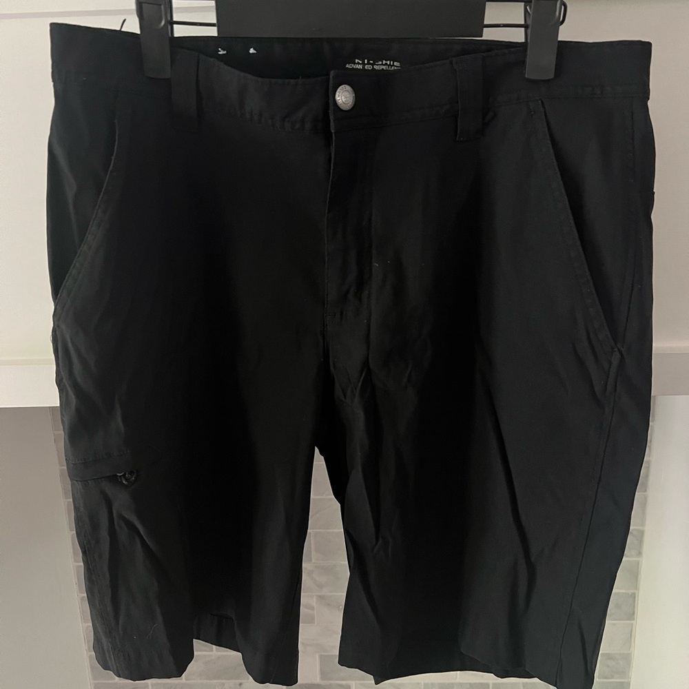 Mens Columbia Omni shield shorts